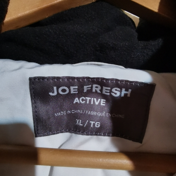 Brand new Long white puffer coat - Picture 3 of 4